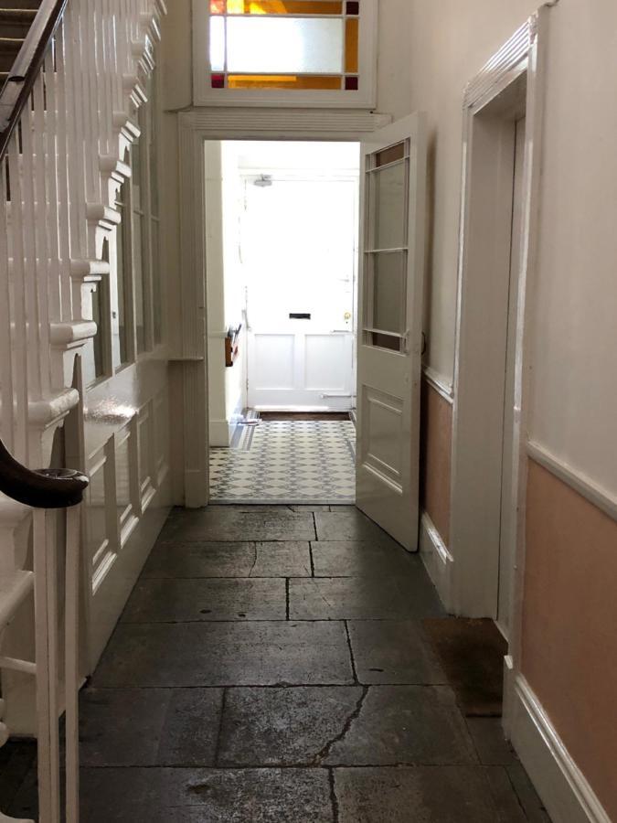 Grosvenor Place Spacious Studio Apartment Bath Extérieur photo