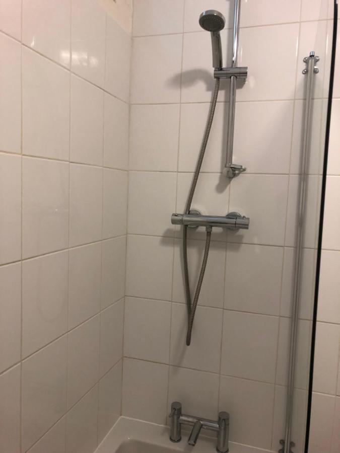 Grosvenor Place Spacious Studio Apartment Bath Extérieur photo